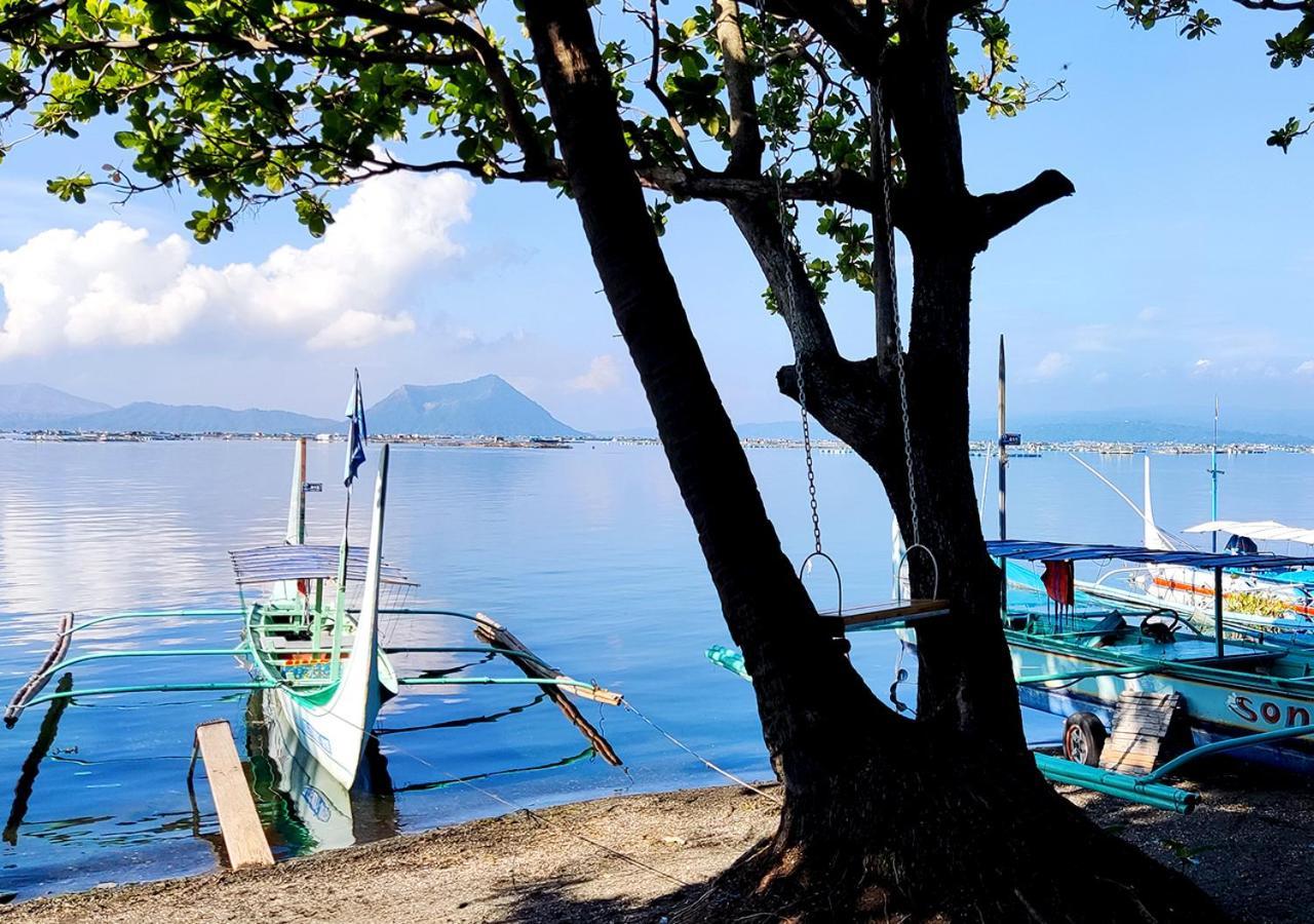 Leynes Taal Lake Resort And Hostel タナウアン エクステリア 写真